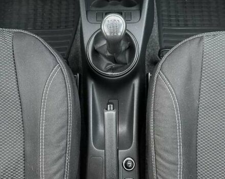 Чорний Шкода Фабія, об'ємом двигуна 1.39 л та пробігом 172 тис. км за 5999 $, фото 24 на Automoto.ua