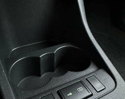 Черный Шкода Фабия, объемом двигателя 1.39 л и пробегом 172 тыс. км за 5999 $, фото 35 на Automoto.ua