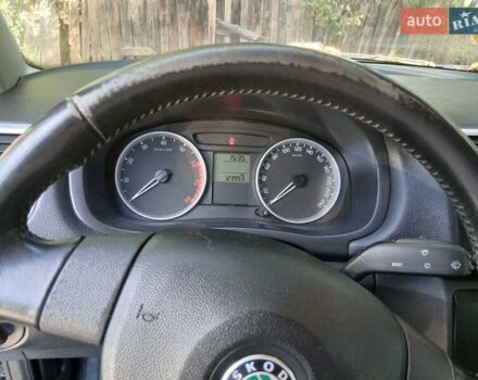 Чорний Шкода Фабія, об'ємом двигуна 1.39 л та пробігом 124 тис. км за 5800 $, фото 3 на Automoto.ua