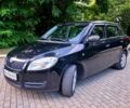 Черный Шкода Фабия, объемом двигателя 1.4 л и пробегом 199 тыс. км за 4650 $, фото 1 на Automoto.ua