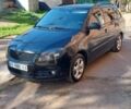 Черный Шкода Фабия, объемом двигателя 1.6 л и пробегом 291 тыс. км за 7000 $, фото 1 на Automoto.ua
