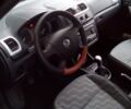 Черный Шкода Фабия, объемом двигателя 1.4 л и пробегом 214 тыс. км за 5000 $, фото 1 на Automoto.ua