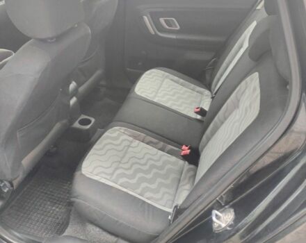 Черный Шкода Фабия, объемом двигателя 1.4 л и пробегом 190 тыс. км за 4200 $, фото 6 на Automoto.ua