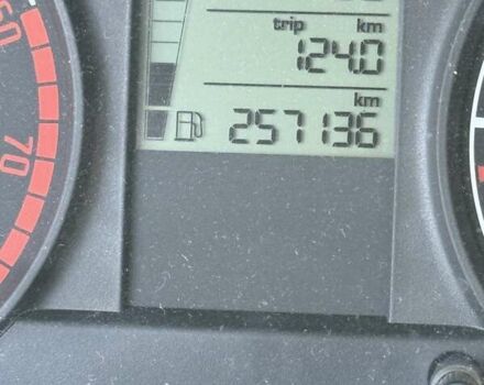 Чорний Шкода Фабія, об'ємом двигуна 1.2 л та пробігом 257 тис. км за 4400 $, фото 14 на Automoto.ua