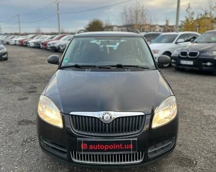 Черный Шкода Фабия, объемом двигателя 1.39 л и пробегом 172 тыс. км за 5999 $, фото 1 на Automoto.ua