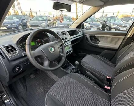 Черный Шкода Фабия, объемом двигателя 1.39 л и пробегом 172 тыс. км за 5999 $, фото 21 на Automoto.ua