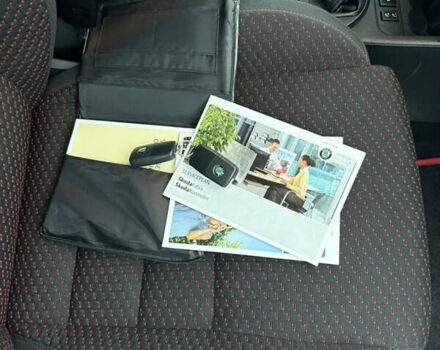 Черный Шкода Фабия, объемом двигателя 1.4 л и пробегом 189 тыс. км за 8500 $, фото 29 на Automoto.ua