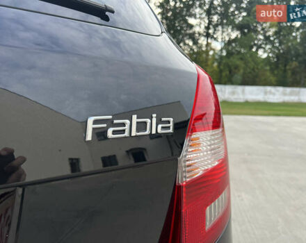 Шкода Фабия 2010 в Луцке на Automoto.ua Черный Шкода Фабия, объемом двигателя 1.2 л и пробегом 141 тыс. км за 6850 $, фото 47 на Automoto.ua