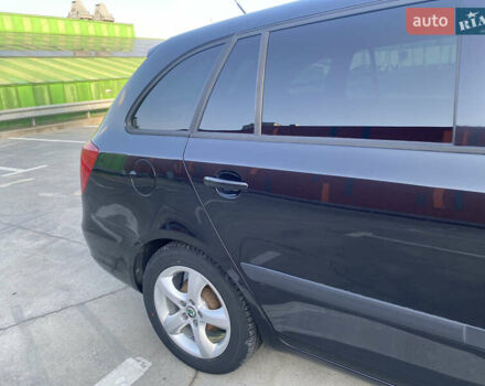 Черный Шкода Фабия, объемом двигателя 1.2 л и пробегом 192 тыс. км за 5900 $, фото 21 на Automoto.ua