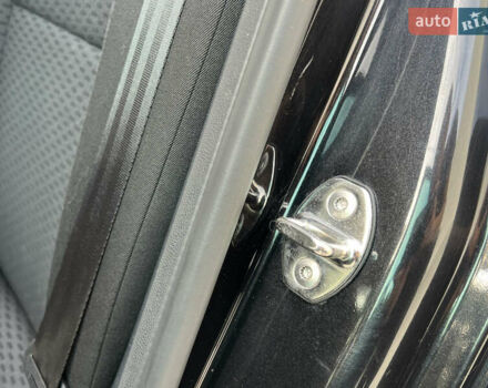 Шкода Фабия 2010 в Луцке на Automoto.ua Черный Шкода Фабия, объемом двигателя 1.2 л и пробегом 141 тыс. км за 6850 $, фото 130 на Automoto.ua