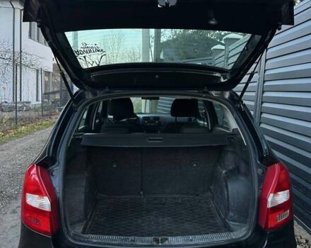 Черный Шкода Фабия, объемом двигателя 1.2 л и пробегом 295 тыс. км за 4900 $, фото 17 на Automoto.ua