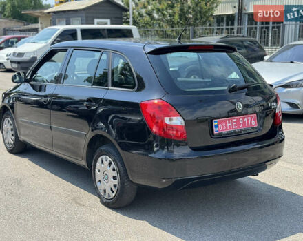 Черный Шкода Фабия, объемом двигателя 1.4 л и пробегом 172 тыс. км за 5400 $, фото 4 на Automoto.ua