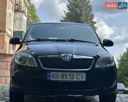 Черный Шкода Фабия, объемом двигателя 1.2 л и пробегом 281 тыс. км за 4700 $, фото 1 на Automoto.ua