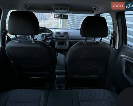 Черный Шкода Фабия, объемом двигателя 1.2 л и пробегом 295 тыс. км за 4900 $, фото 16 на Automoto.ua