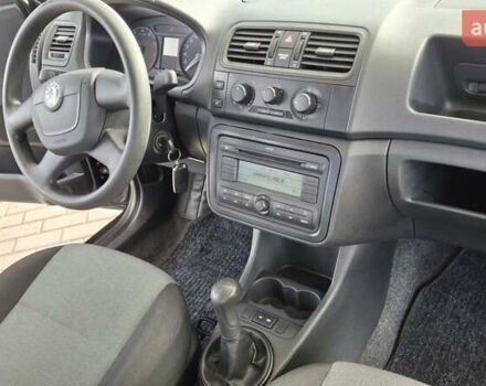 Чорний Шкода Фабія, об'ємом двигуна 1.2 л та пробігом 137 тис. км за 4750 $, фото 15 на Automoto.ua