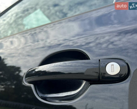 Шкода Фабия 2010 в Луцке на Automoto.ua Черный Шкода Фабия, объемом двигателя 1.2 л и пробегом 141 тыс. км за 6850 $, фото 40 на Automoto.ua