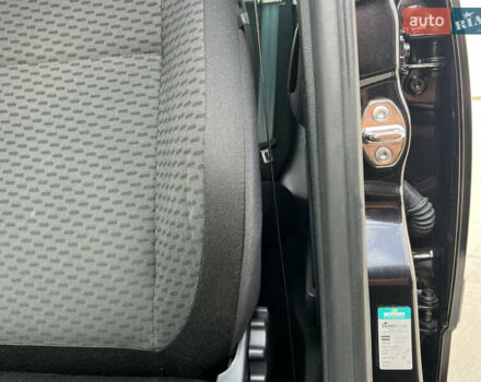 Шкода Фабия 2010 в Луцке на Automoto.ua Черный Шкода Фабия, объемом двигателя 1.2 л и пробегом 141 тыс. км за 6850 $, фото 65 на Automoto.ua