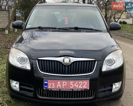 Черный Шкода Фабия, объемом двигателя 1.6 л и пробегом 197 тыс. км за 6100 $, фото 1 на Automoto.ua