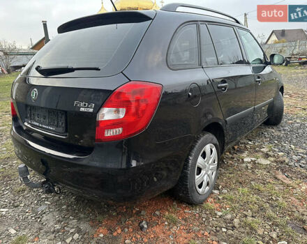 Черный Шкода Фабия, объемом двигателя 1.2 л и пробегом 191 тыс. км за 3950 $, фото 4 на Automoto.ua