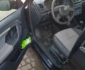 Черный Шкода Фабия, объемом двигателя 1 л и пробегом 220 тыс. км за 4200 $, фото 3 на Automoto.ua