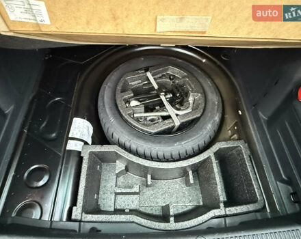 Черный Шкода Фабия, объемом двигателя 1.4 л и пробегом 189 тыс. км за 8500 $, фото 19 на Automoto.ua