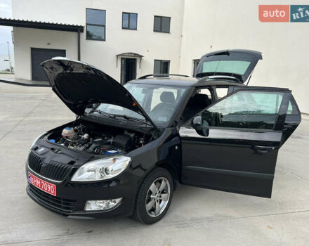 Шкода Фабия 2010 в Луцке на Automoto.ua Черный Шкода Фабия, объемом двигателя 1.2 л и пробегом 141 тыс. км за 6850 $, фото 155 на Automoto.ua