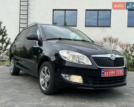 Шкода Фабия 2010 в Луцке на Automoto.ua Черный Шкода Фабия, объемом двигателя 1.2 л и пробегом 141 тыс. км за 6850 $, фото 172 на Automoto.ua