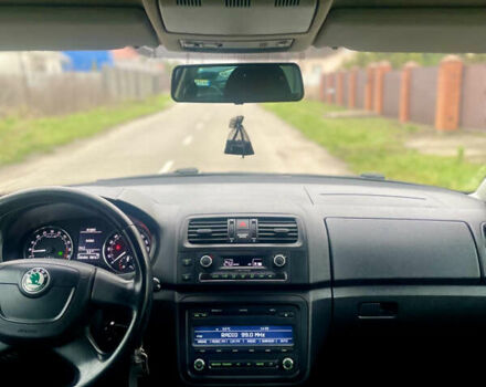 Черный Шкода Фабия, объемом двигателя 1.2 л и пробегом 243 тыс. км за 5300 $, фото 7 на Automoto.ua