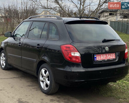 Черный Шкода Фабия, объемом двигателя 1.6 л и пробегом 197 тыс. км за 6100 $, фото 3 на Automoto.ua