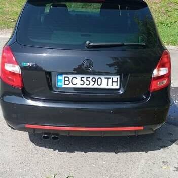 Чорний Шкода Фабія, об'ємом двигуна 1.39 л та пробігом 200 тис. км за 8150 $, фото 9 на Automoto.ua