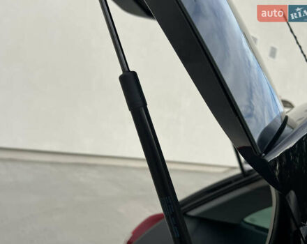 Шкода Фабия 2010 в Луцке на Automoto.ua Черный Шкода Фабия, объемом двигателя 1.2 л и пробегом 141 тыс. км за 6850 $, фото 128 на Automoto.ua