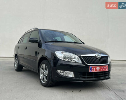 Шкода Фабия 2010 в Луцке на Automoto.ua Черный Шкода Фабия, объемом двигателя 1.2 л и пробегом 141 тыс. км за 6850 $, фото 4 на Automoto.ua