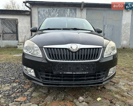Черный Шкода Фабия, объемом двигателя 1.2 л и пробегом 191 тыс. км за 3950 $, фото 1 на Automoto.ua