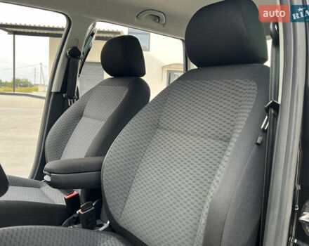 Шкода Фабия 2010 в Луцке на Automoto.ua Черный Шкода Фабия, объемом двигателя 1.2 л и пробегом 141 тыс. км за 6850 $, фото 63 на Automoto.ua