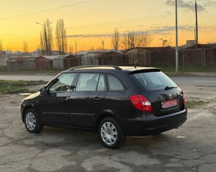 Черный Шкода Фабия, объемом двигателя 0 л и пробегом 186 тыс. км за 6000 $, фото 4 на Automoto.ua