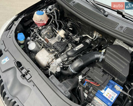 Шкода Фабия 2010 в Луцке на Automoto.ua Черный Шкода Фабия, объемом двигателя 1.2 л и пробегом 141 тыс. км за 6850 $, фото 144 на Automoto.ua