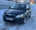 Черный Шкода Фабия, объемом двигателя 1.6 л и пробегом 317 тыс. км за 5200 $, фото 1 на Automoto.ua