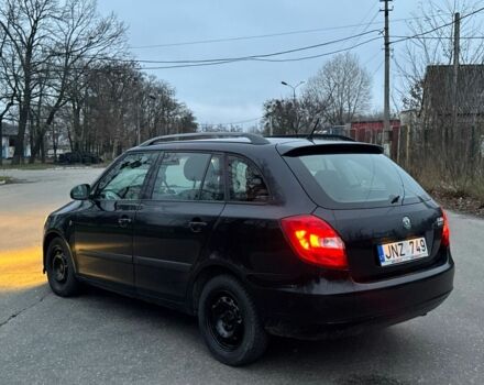 Чорний Шкода Фабія, об'ємом двигуна 1.4 л та пробігом 330 тис. км за 2550 $, фото 5 на Automoto.ua