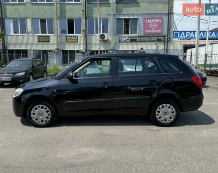 Черный Шкода Фабия, объемом двигателя 1.4 л и пробегом 172 тыс. км за 5400 $, фото 3 на Automoto.ua