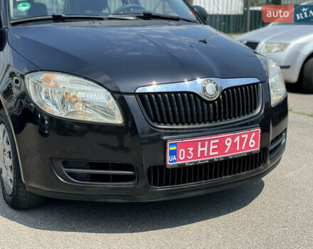 Черный Шкода Фабия, объемом двигателя 1.4 л и пробегом 172 тыс. км за 5400 $, фото 17 на Automoto.ua