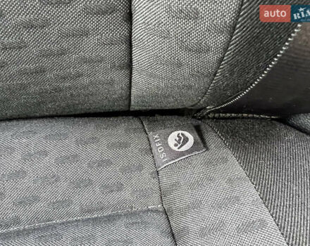 Шкода Фабия 2010 в Луцке на Automoto.ua Черный Шкода Фабия, объемом двигателя 1.2 л и пробегом 141 тыс. км за 6850 $, фото 84 на Automoto.ua