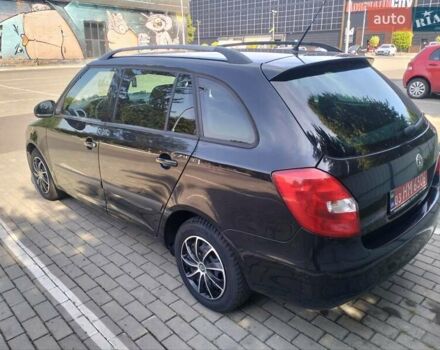 Черный Шкода Фабия, объемом двигателя 1.4 л и пробегом 245 тыс. км за 5300 $, фото 5 на Automoto.ua