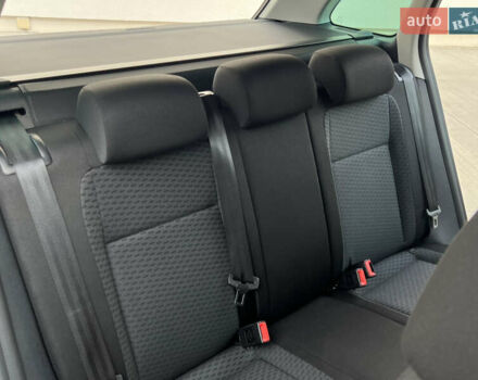 Шкода Фабия 2010 в Луцке на Automoto.ua Черный Шкода Фабия, объемом двигателя 1.2 л и пробегом 141 тыс. км за 6850 $, фото 100 на Automoto.ua