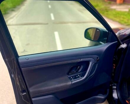 Черный Шкода Фабия, объемом двигателя 1.2 л и пробегом 243 тыс. км за 5300 $, фото 8 на Automoto.ua