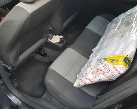 Черный Шкода Фабия, объемом двигателя 1 л и пробегом 220 тыс. км за 4200 $, фото 4 на Automoto.ua