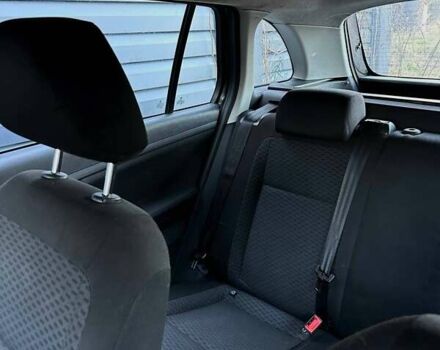 Черный Шкода Фабия, объемом двигателя 1.2 л и пробегом 295 тыс. км за 4900 $, фото 26 на Automoto.ua