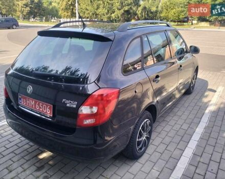 Черный Шкода Фабия, объемом двигателя 1.4 л и пробегом 245 тыс. км за 5300 $, фото 8 на Automoto.ua