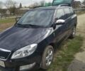 Черный Шкода Фабия, объемом двигателя 1.2 л и пробегом 220 тыс. км за 5200 $, фото 1 на Automoto.ua