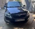 Черный Шкода Фабия, объемом двигателя 1.6 л и пробегом 300 тыс. км за 6000 $, фото 1 на Automoto.ua