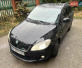 Черный Шкода Фабия, объемом двигателя 1.4 л и пробегом 260 тыс. км за 7800 $, фото 4 на Automoto.ua